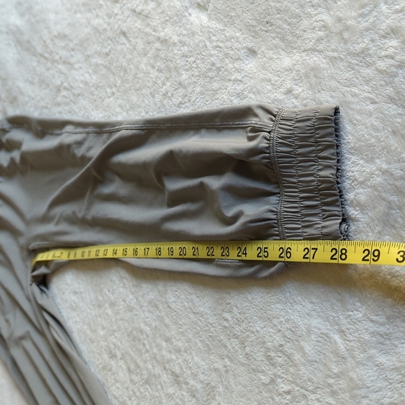 Lululemon Sun Setter Jogger - Size 6 - Iron Grey - full length (28in) - Picture 5 of 6